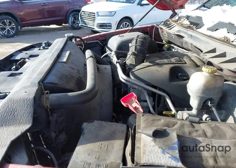 2010 Dodge Ram 1500 Slt/Sport/Trx z USA, uszkodzony, nr VIN 1D7RV1GT9AS219971